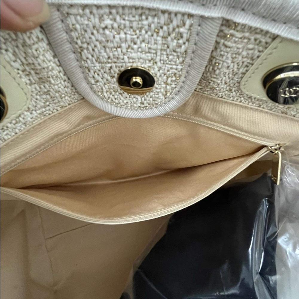 CHANEL DEAUVILLE TOTE RAFFIA WITH GLITTER AUTHENTIC ❗️ - Picture 14 of 16